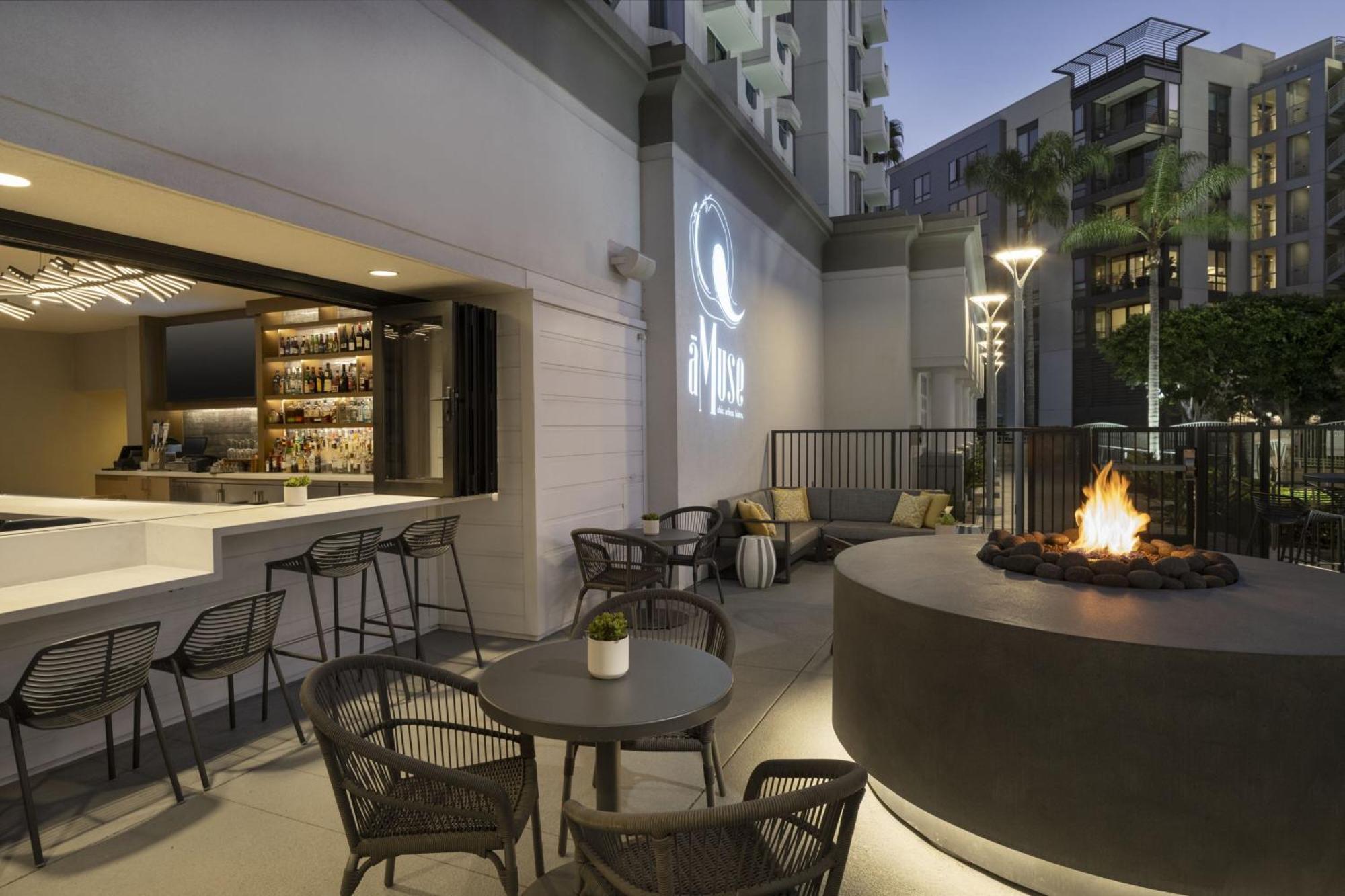 Hotel Costa Mesa Marriott Extérieur photo