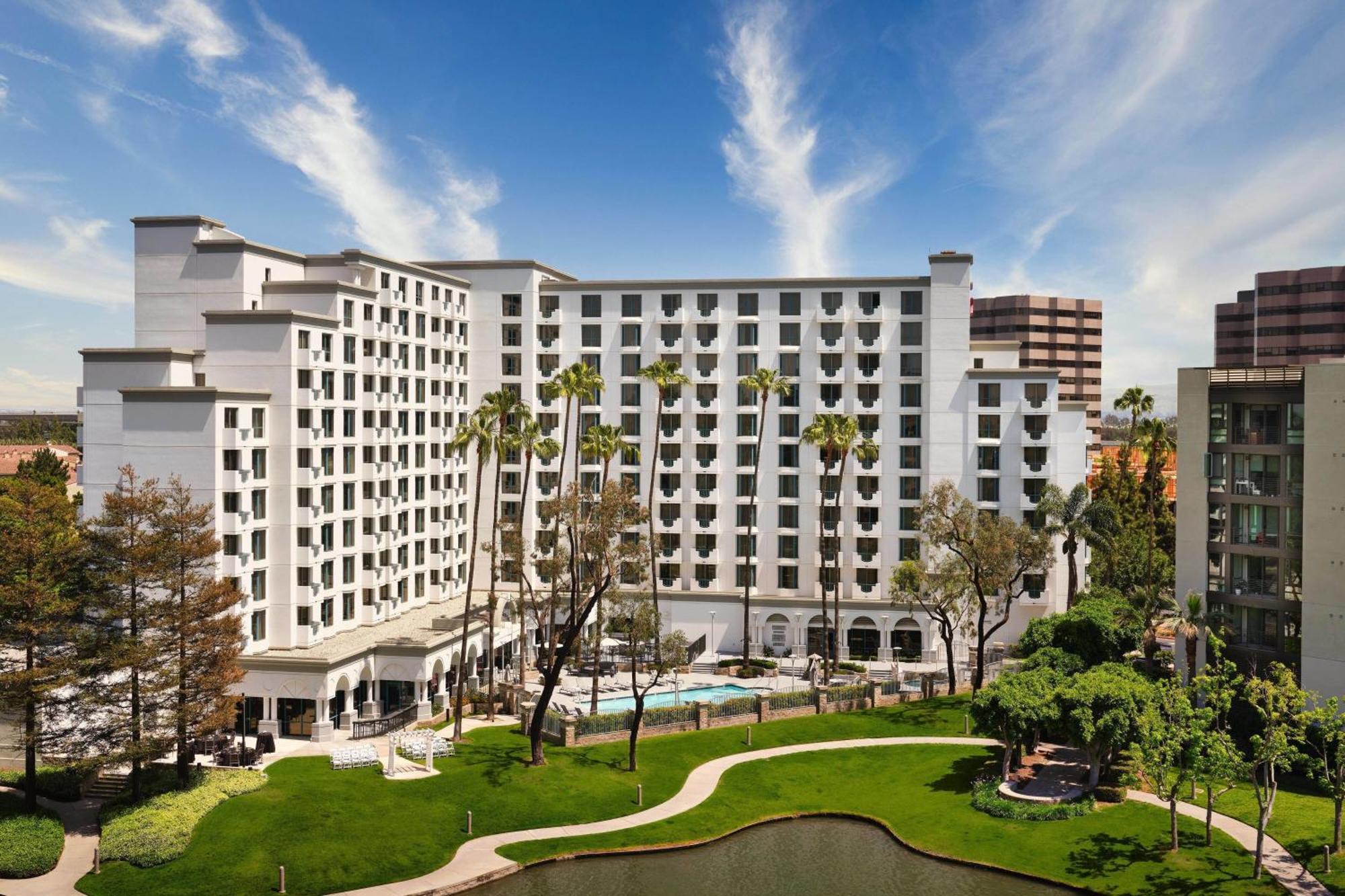 Hotel Costa Mesa Marriott Extérieur photo