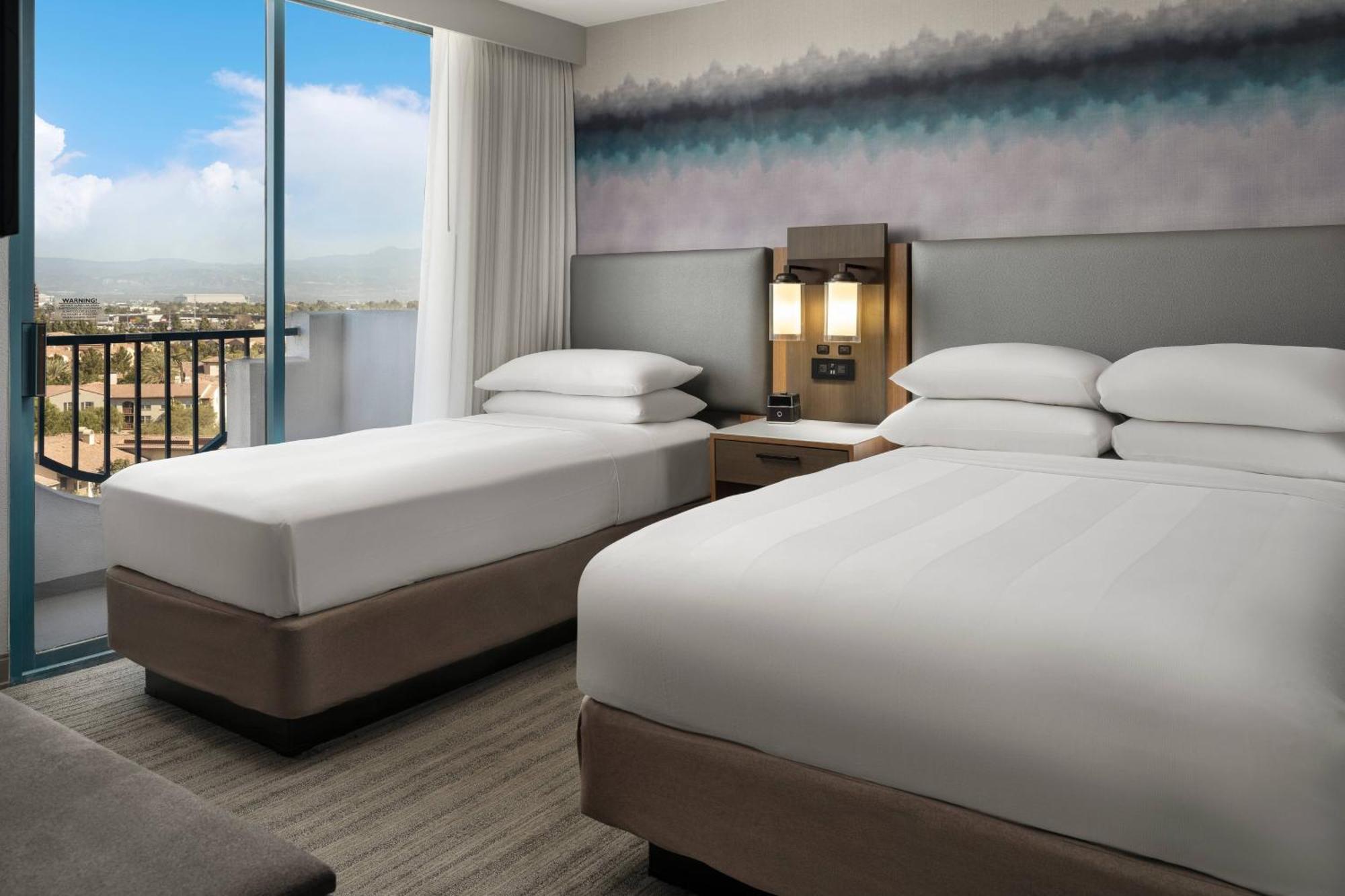 Hotel Costa Mesa Marriott Extérieur photo