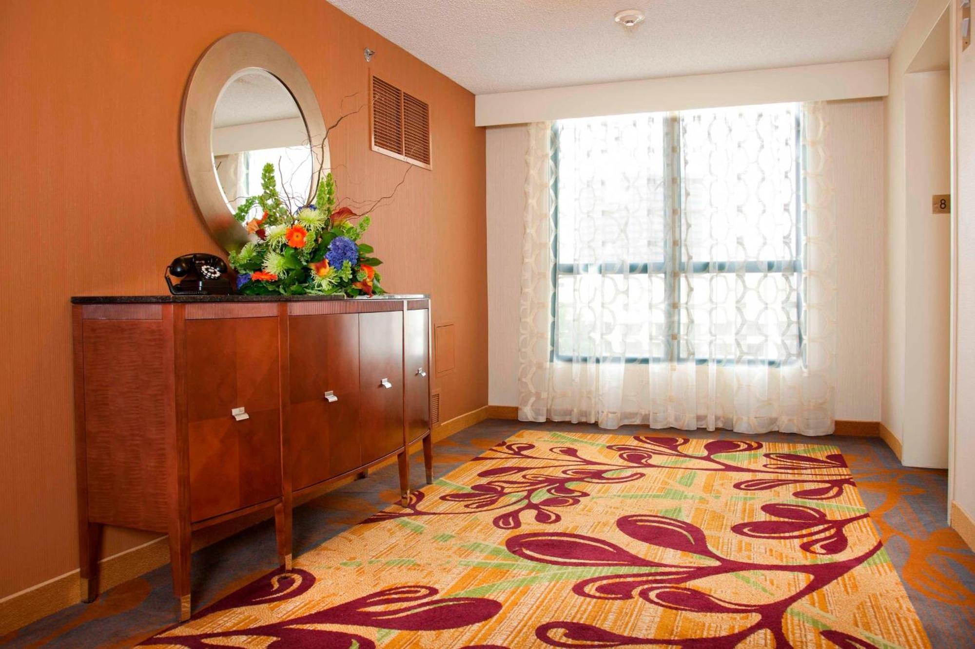 Hotel Costa Mesa Marriott Extérieur photo