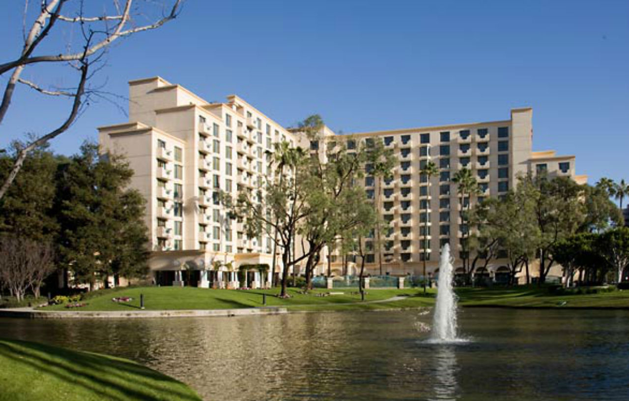 Hotel Costa Mesa Marriott Extérieur photo